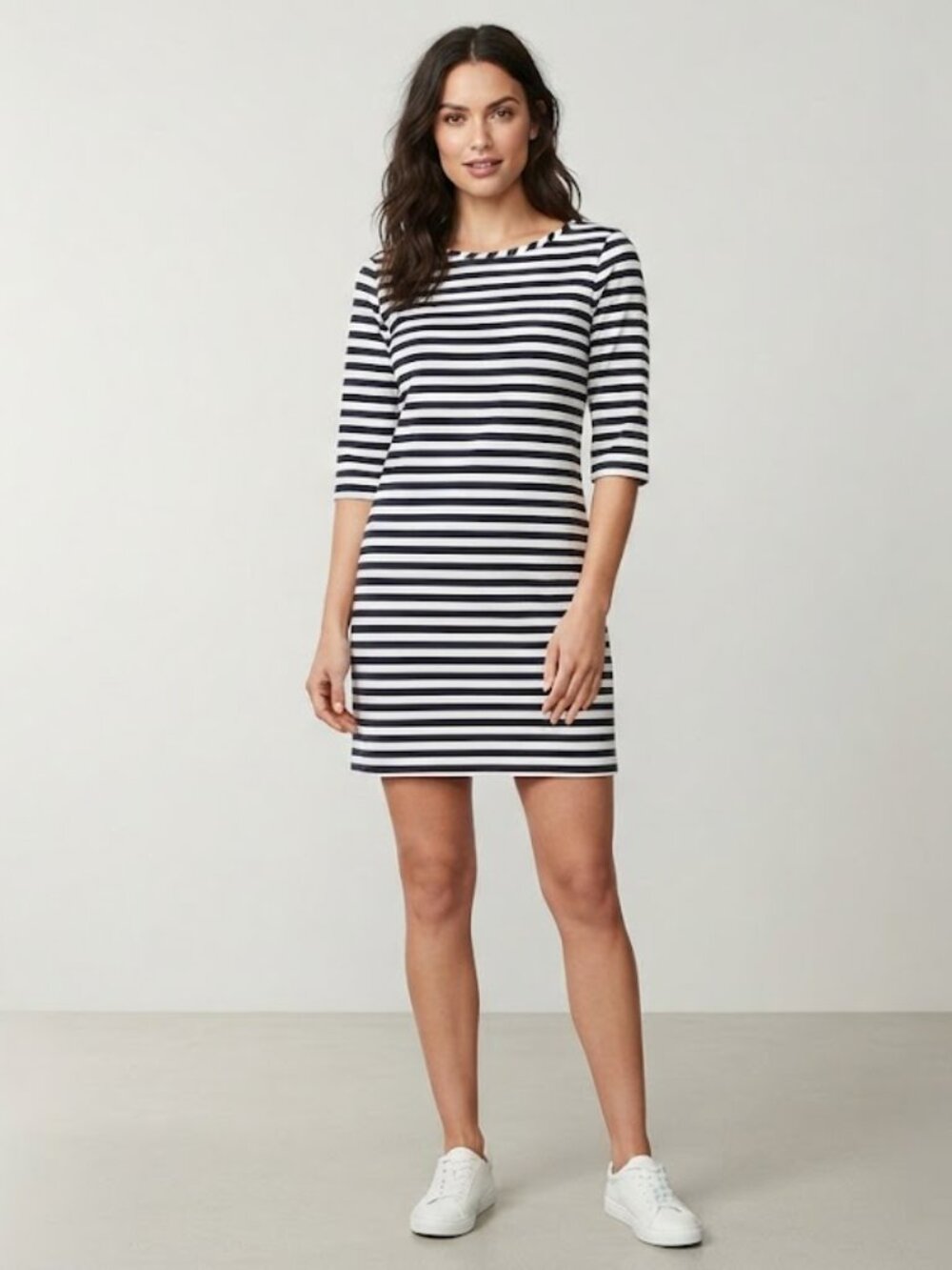 Nouveaux Womens Black White Striped Crew Neck 3/4 Sleeve Shift‎ Mini Dress Small